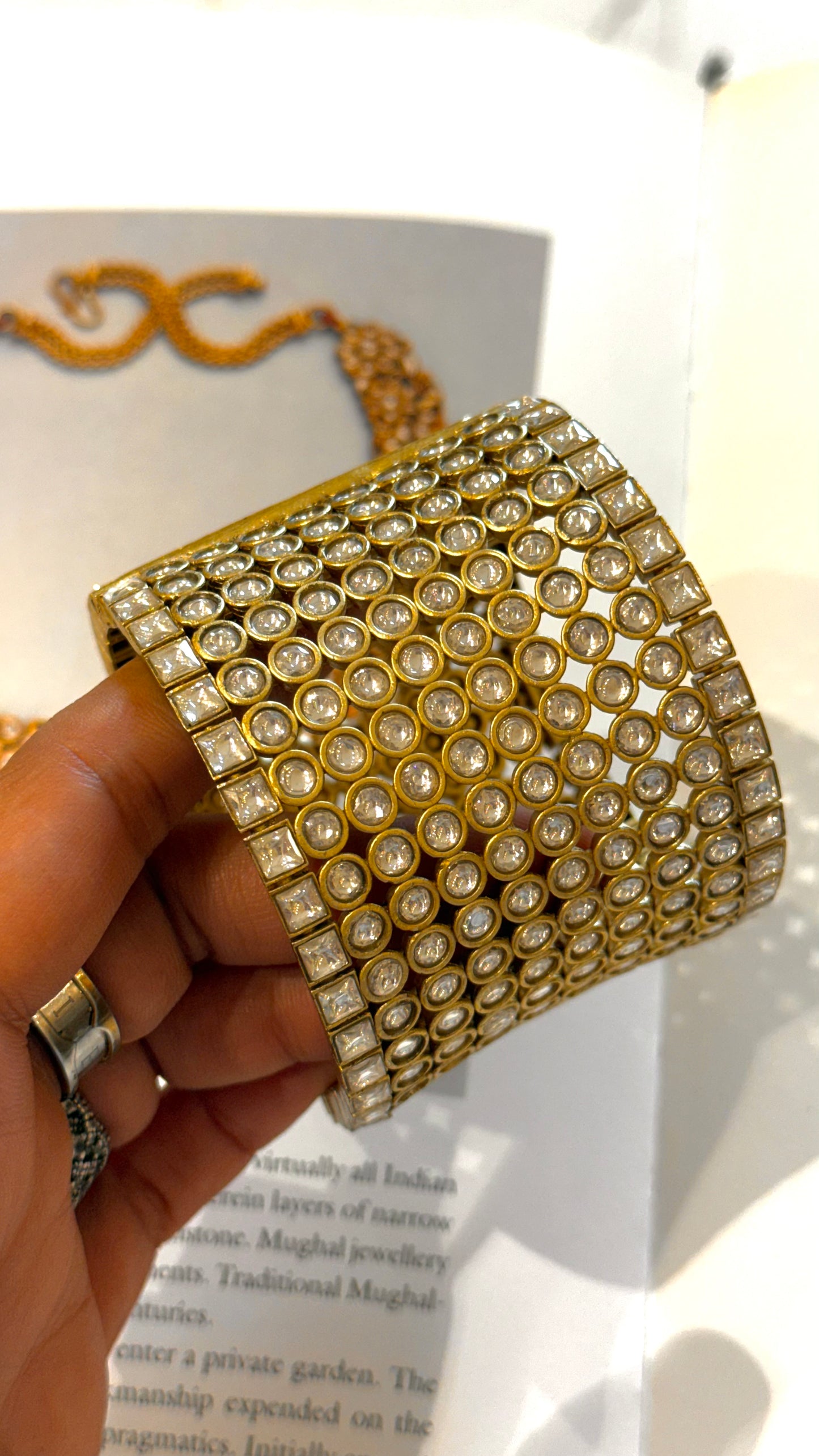 White paachi kundan Kada