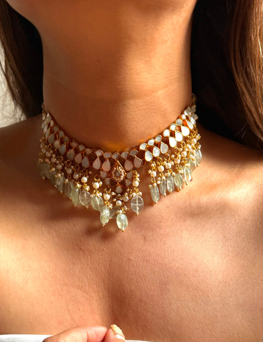 Mother of pearls with mint strawberries choker set