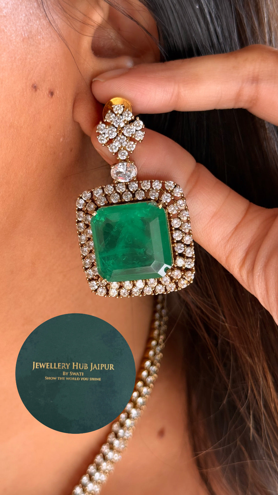 Emerald Victorian diamond statement necklace