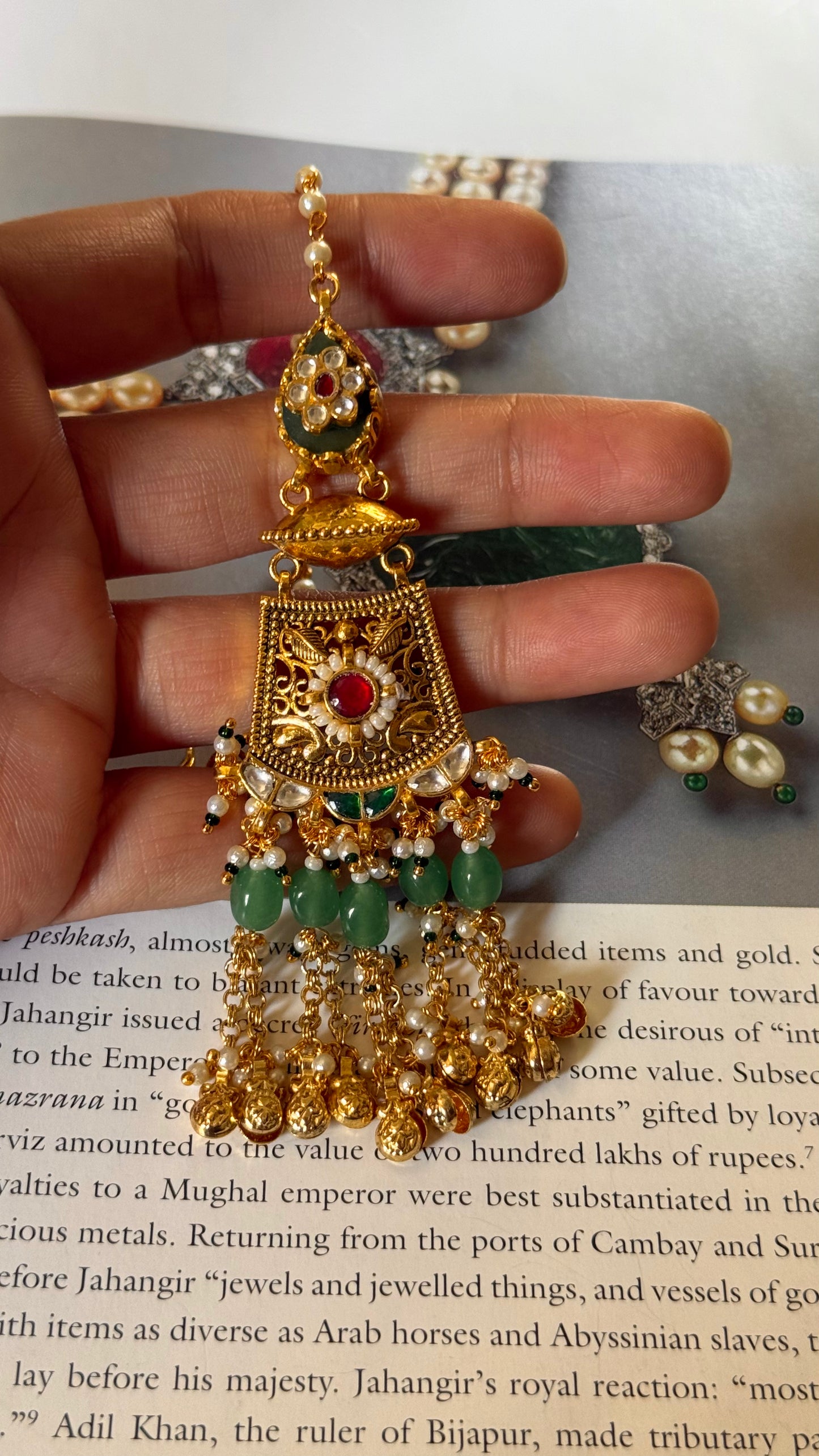 Ruby & emerald with gungroo drops rajwadi mangtika