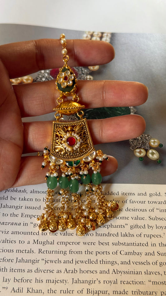 Ruby & emerald with gungroo drops rajwadi mangtika