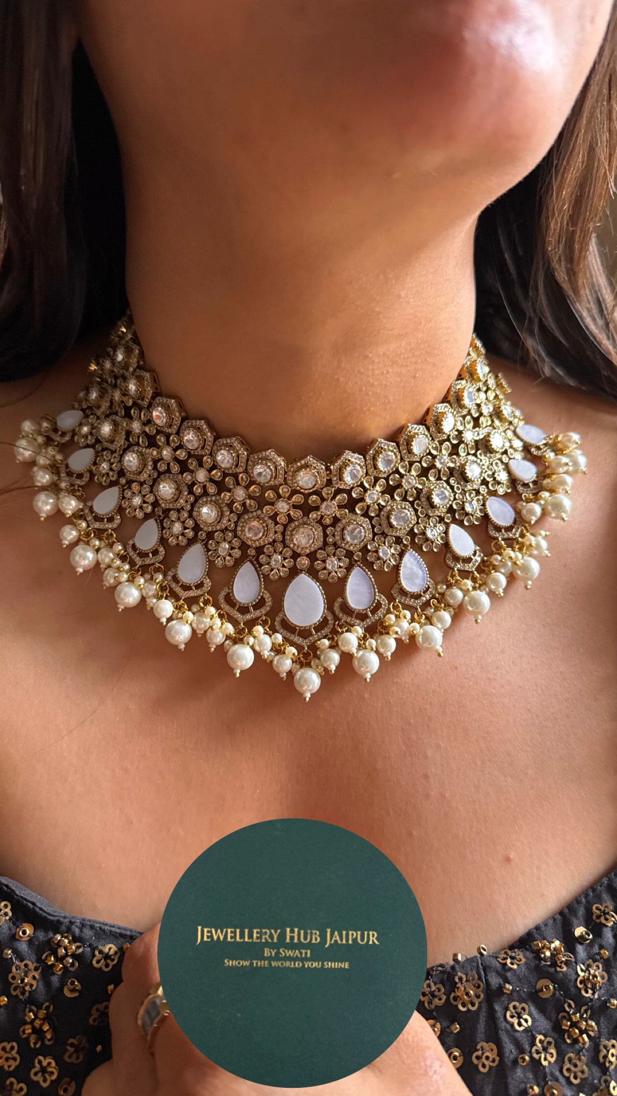 Mother of pearl with drops choker necklace