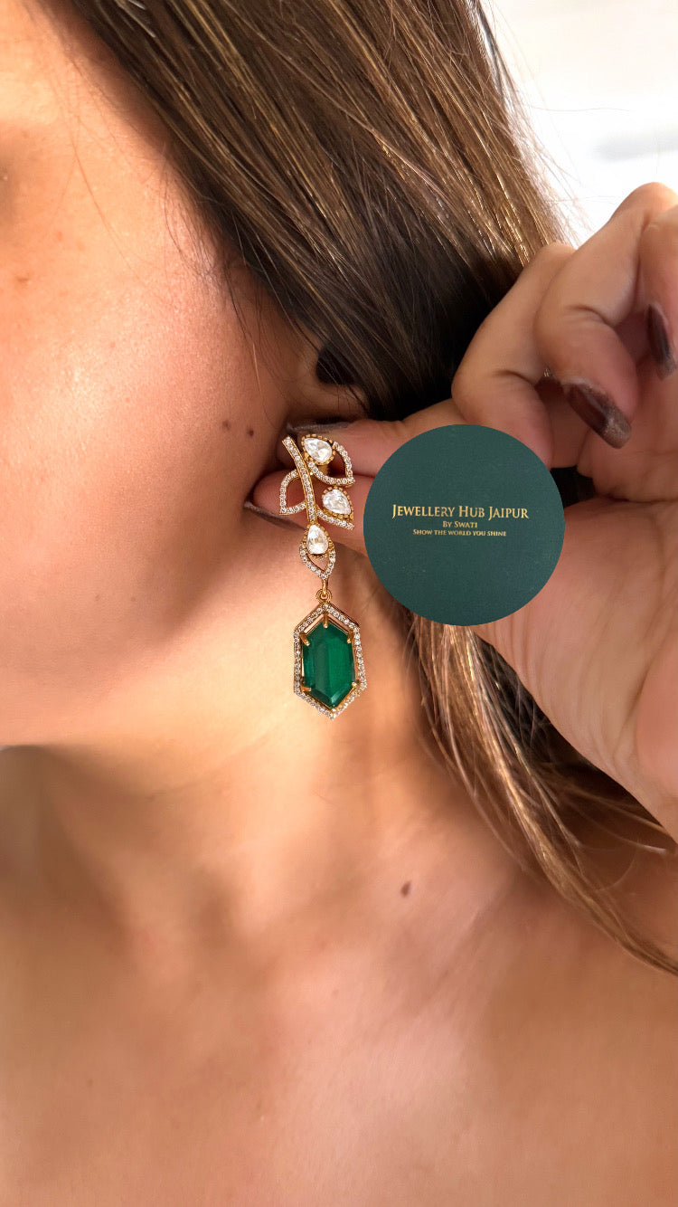 Emerald doublet Moissanite Polki leaves designer choker
