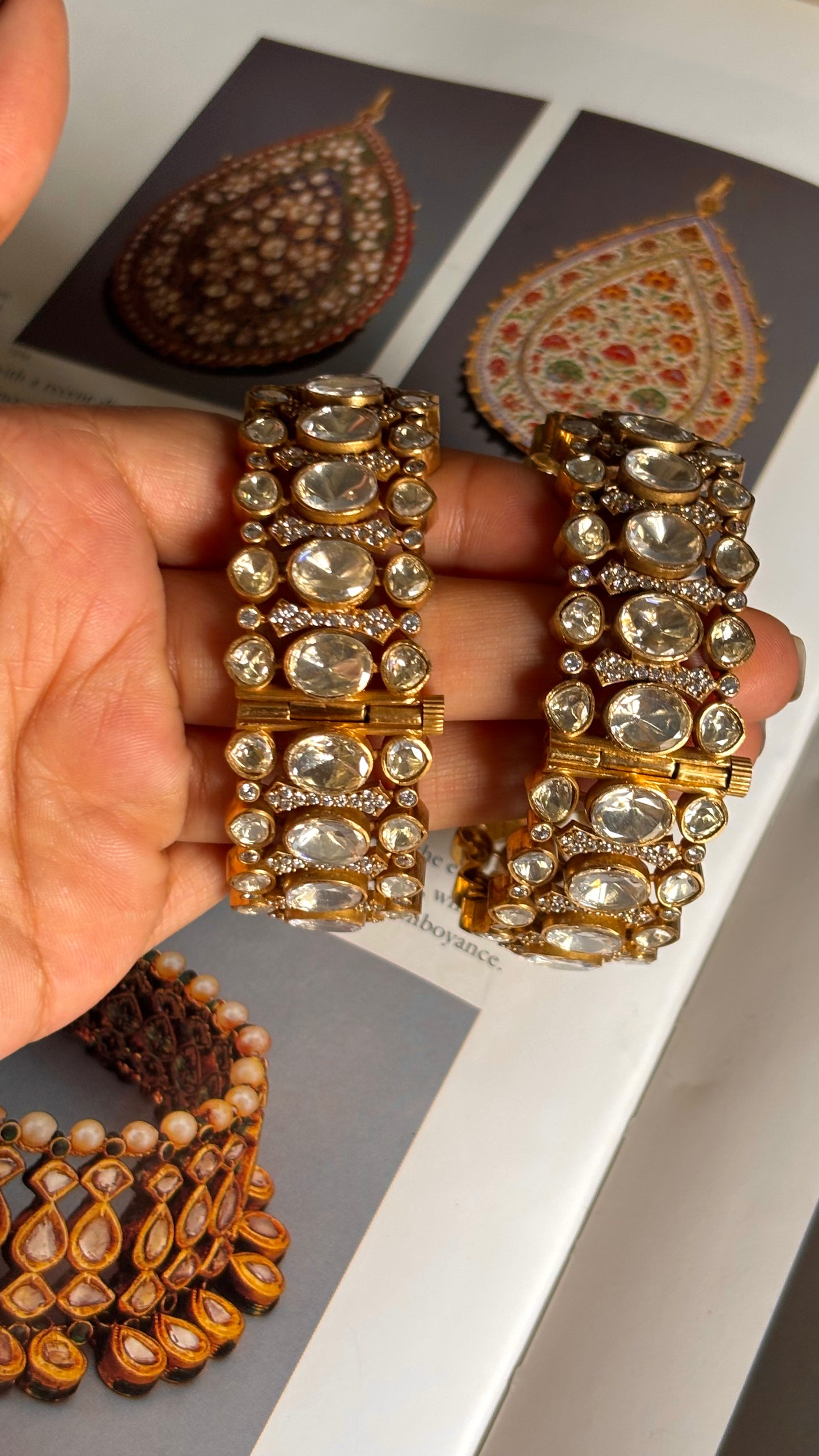 Real moissanite with peeli polki Bangles