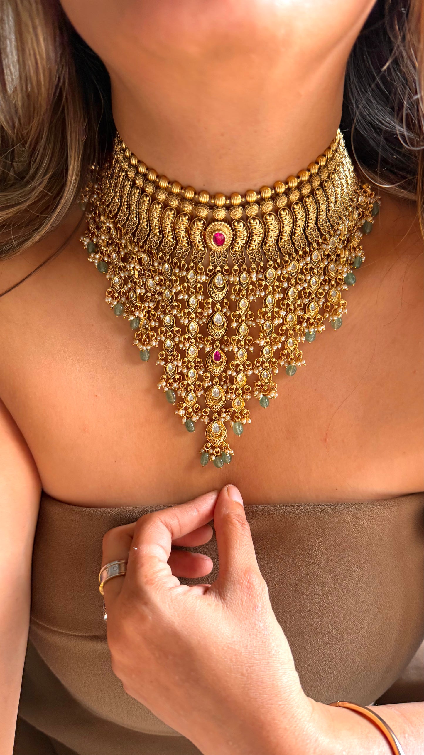 Rajwadi Aad style choker with Rani pink stone & waterfall detailing