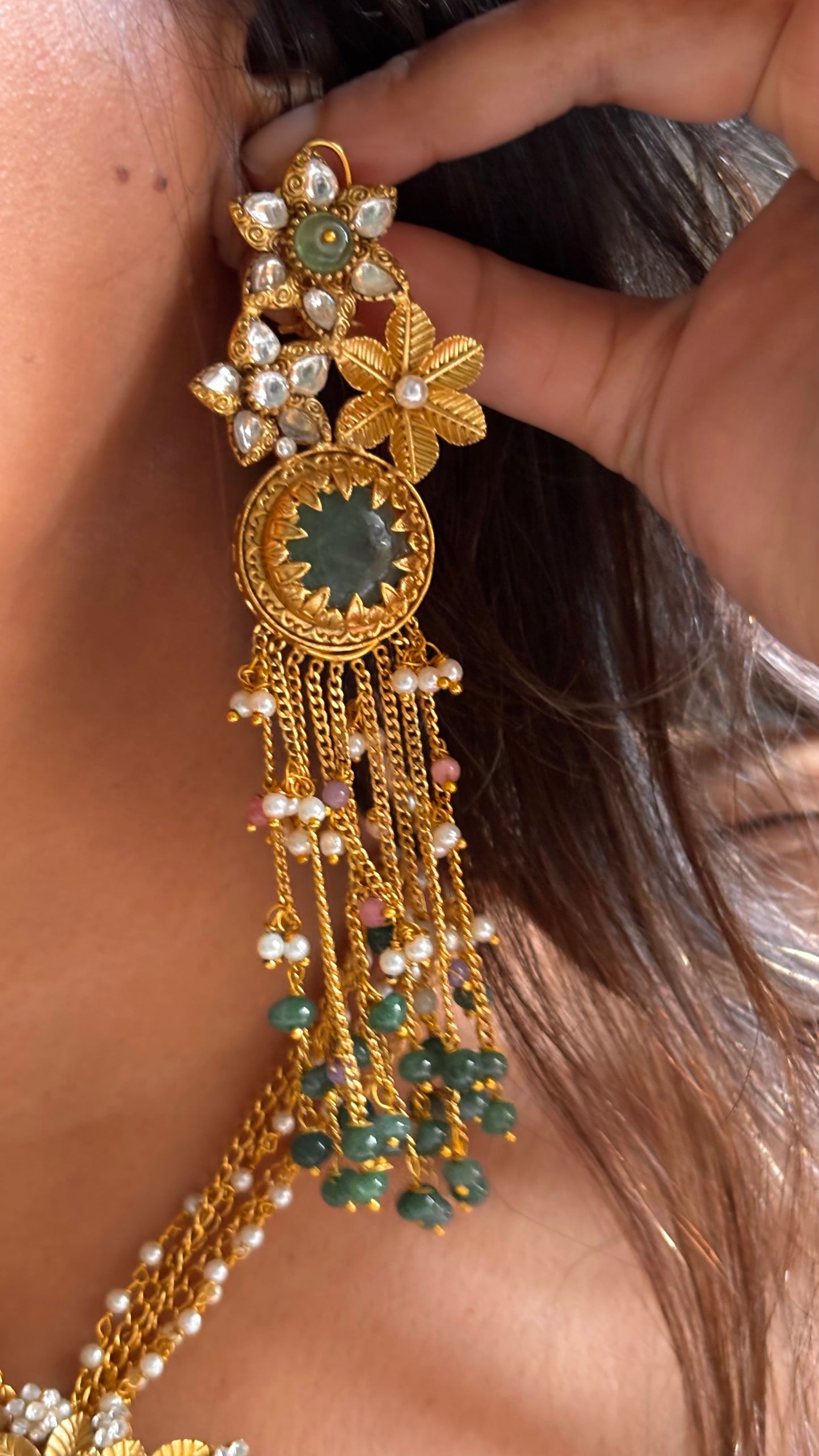 The royal medallion cascade amrapali Necklace