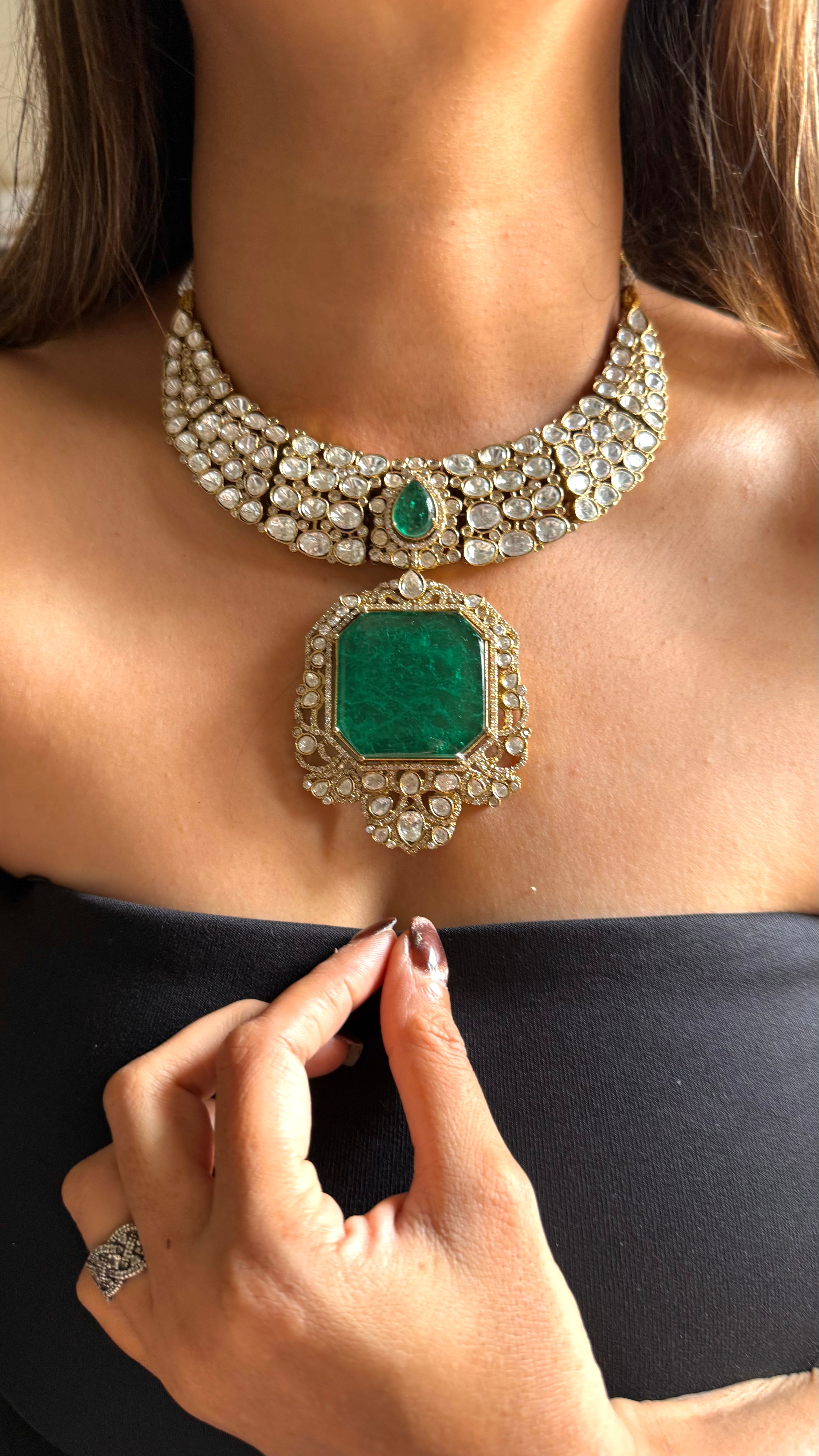 Emerald moissanite collar necklace