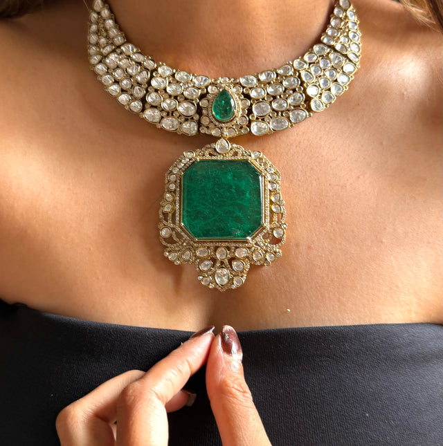 Emerald moissanite collar necklace