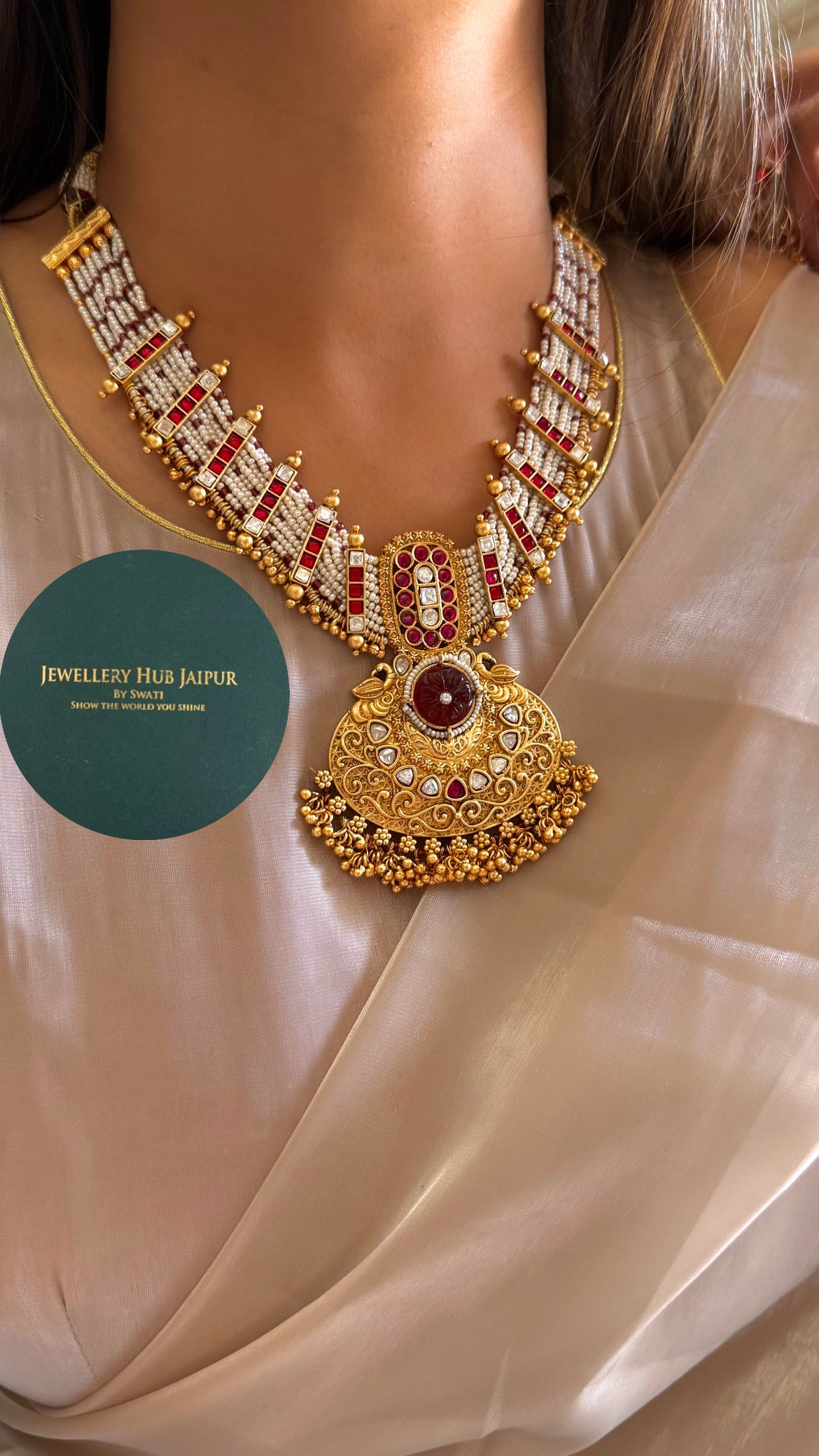 Ruby Rajwada collar necklace with earrings