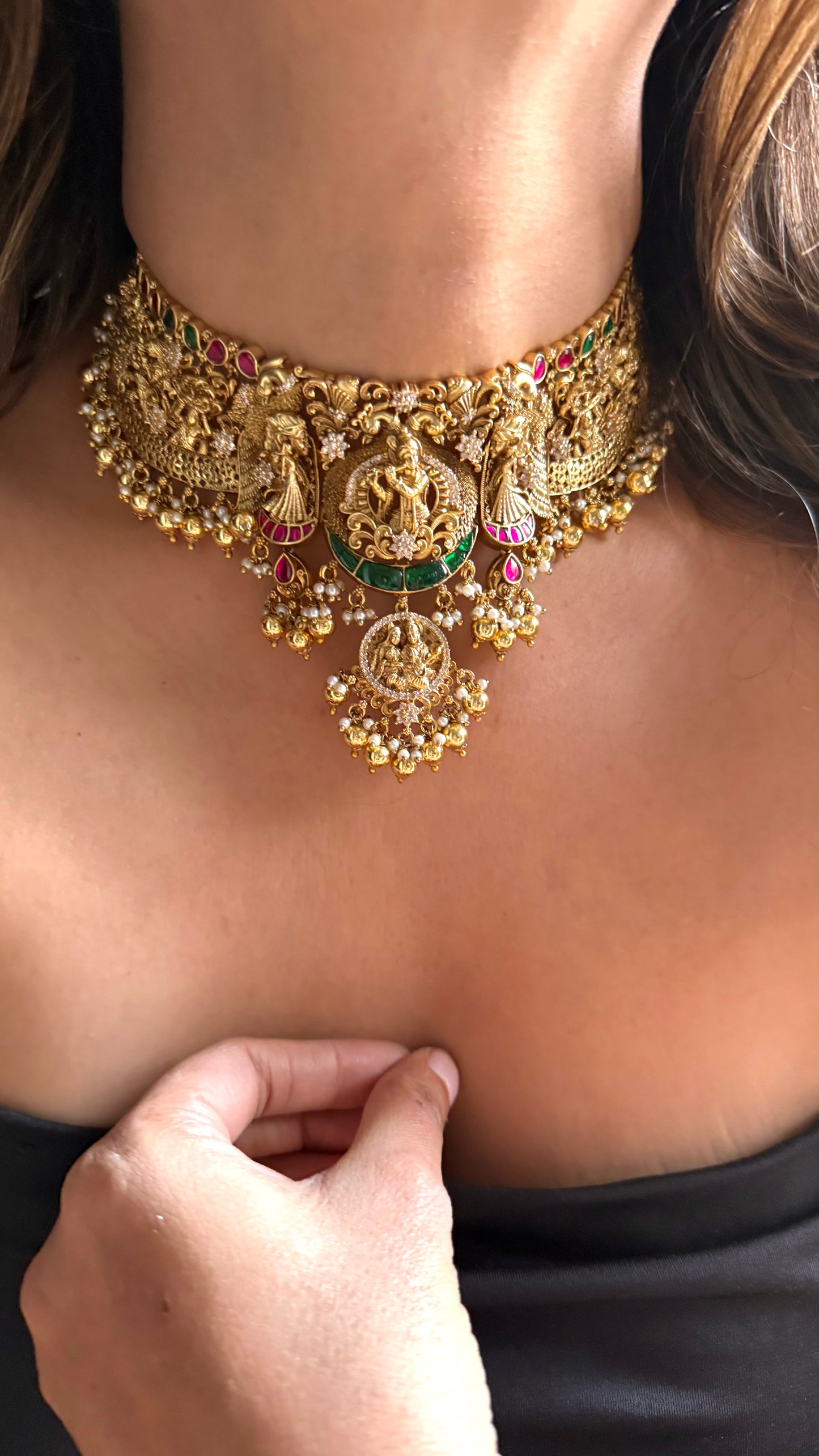 Lord Krishna bansuri swaroop choker