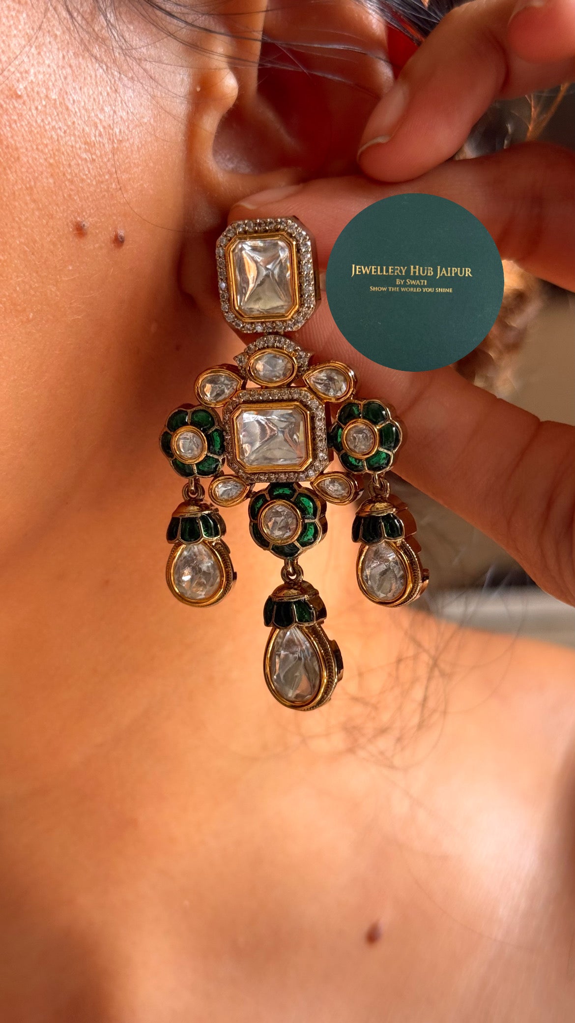 Emerald floral & moissanite polki choker set