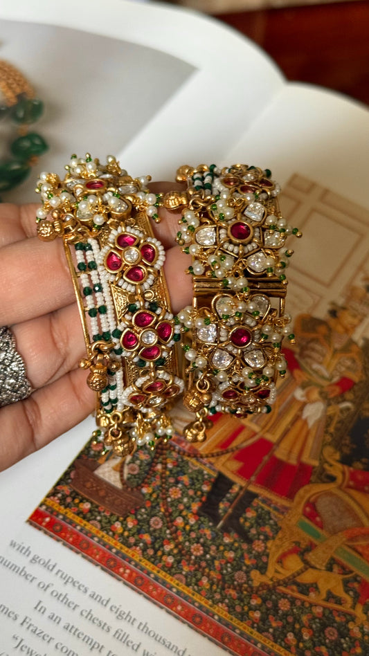Rani pink floral with emerald rajwada openable bangle