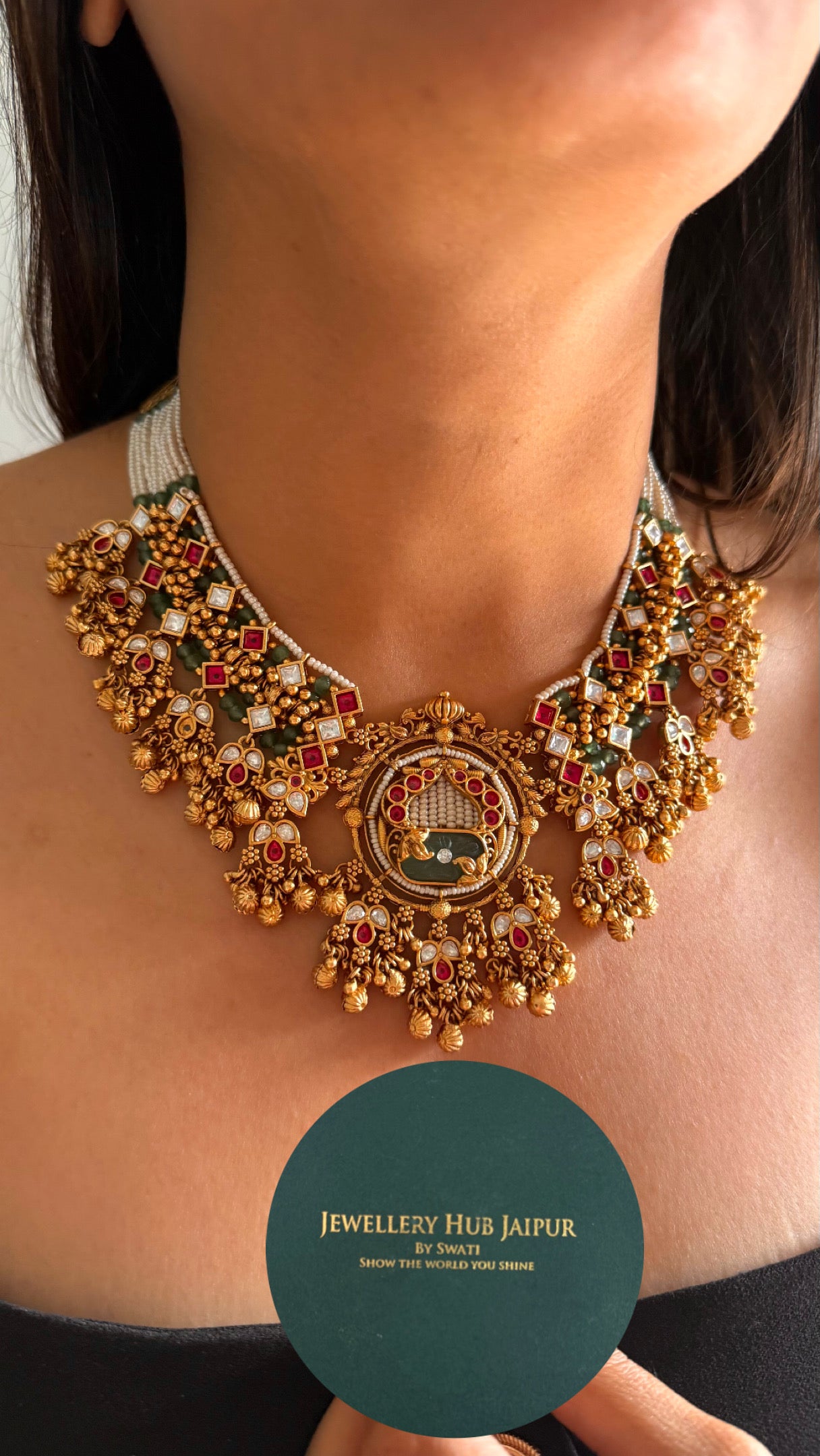 Rani pink rajwadi piroyi paachi necklace