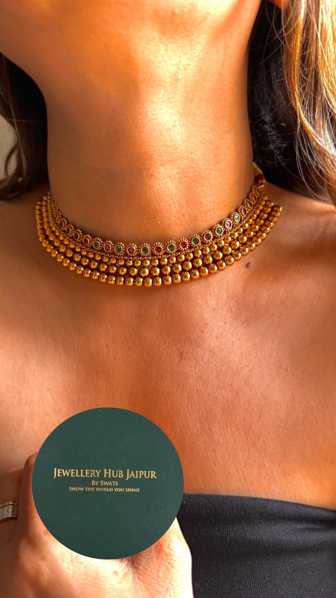 Dull gold ruby & emerald choker Necklace