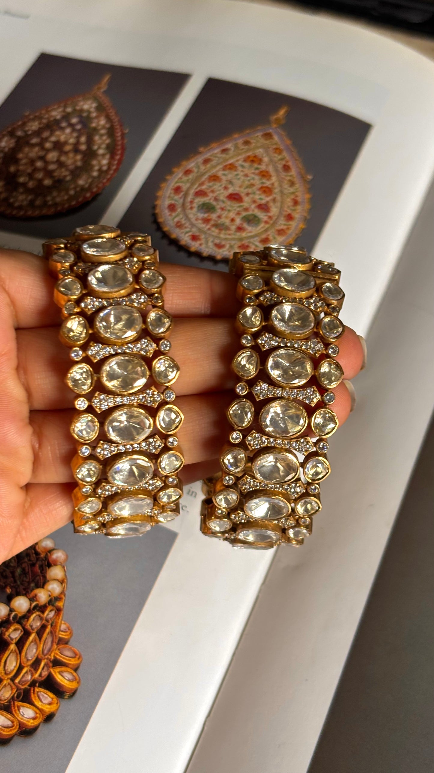 Real moissanite with peeli polki Bangles