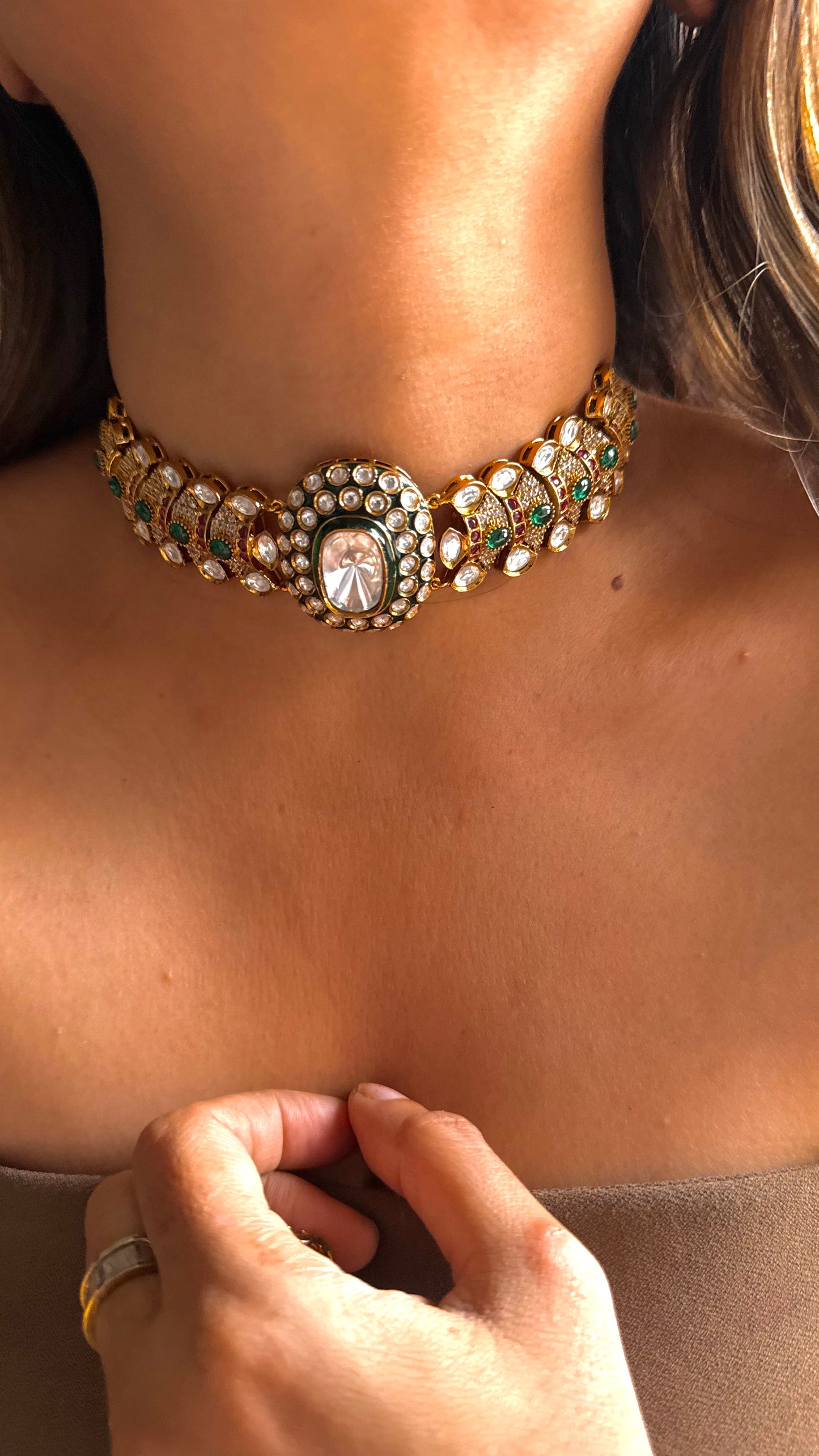 Emerald meenakari with mixed stone band uncut polki choker