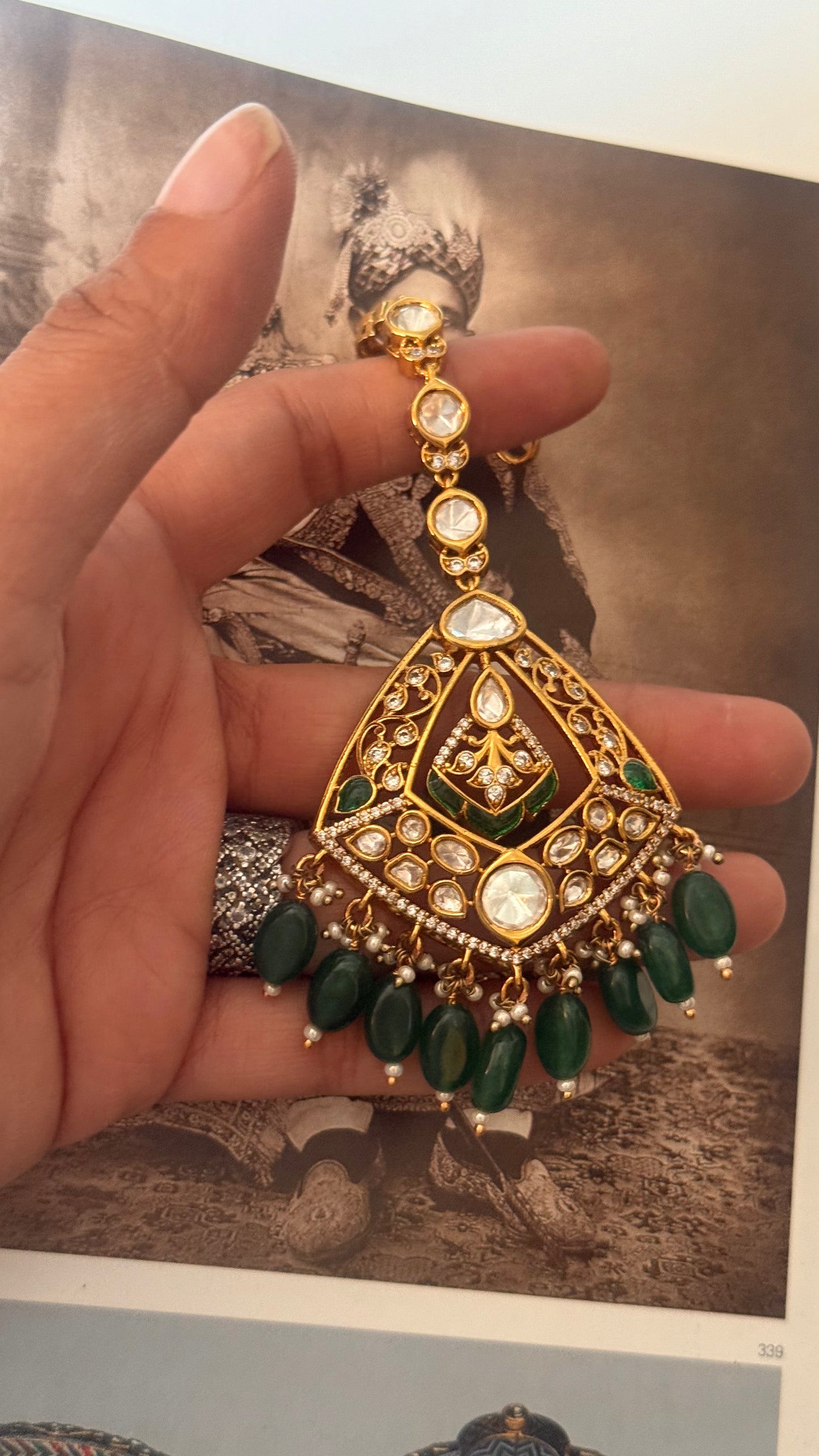 Emerald polki victorian maangtika