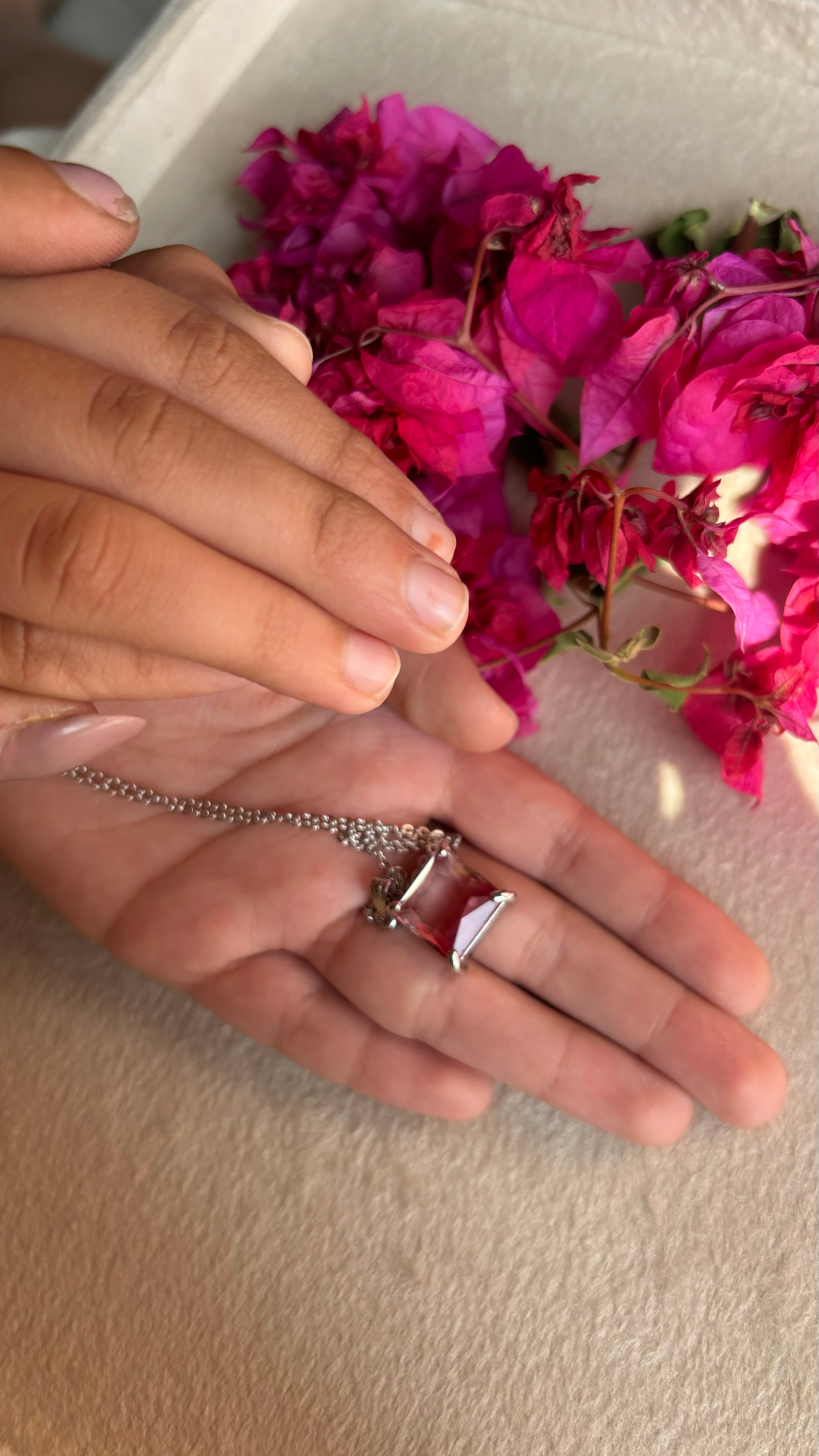 Rose quartz ombre necklace