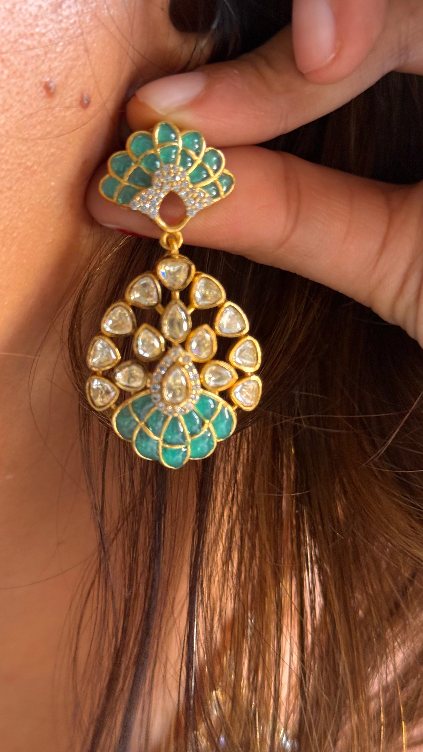 Turquoise shade rama green takkar cocktail necklace
