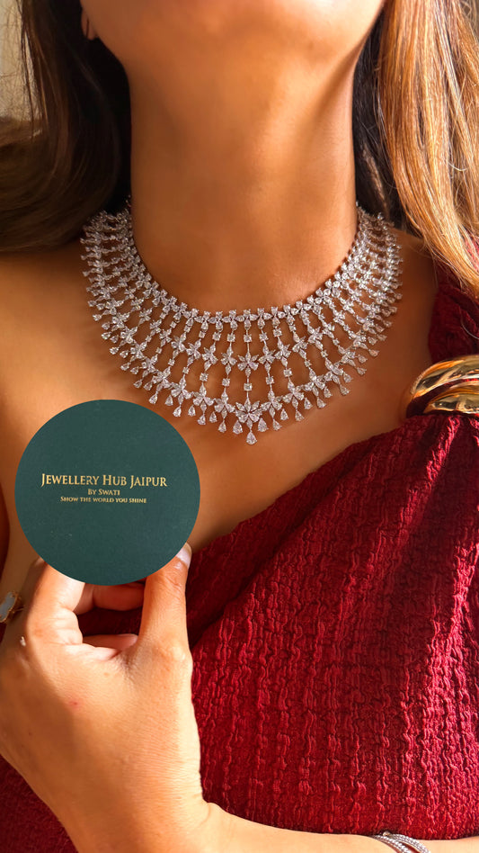 Queen’s legacy inspired diamond collar set (silver)
