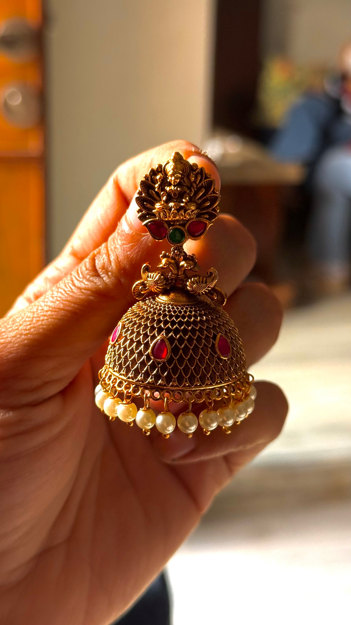 Gold rajwada temple jhumka