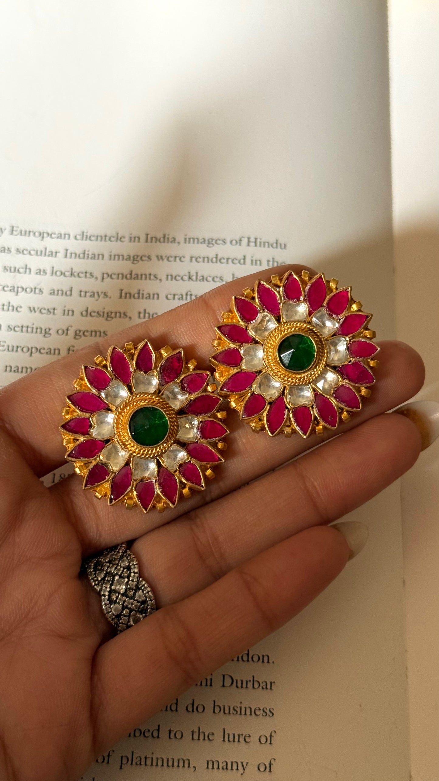 Paachi Emerald doublet & rani pink floral studs