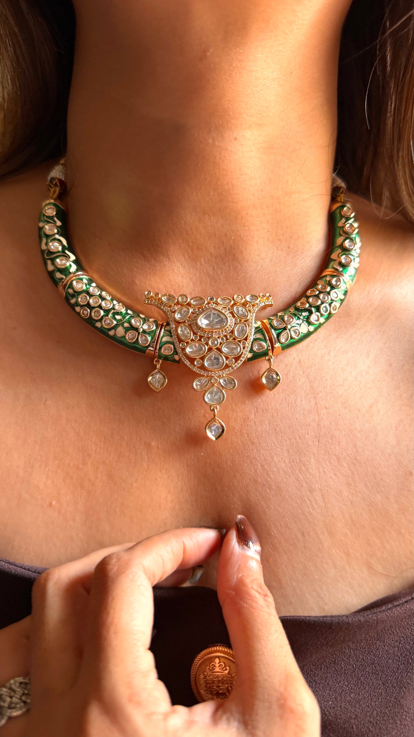 Emerald meenakari moissanite Hasli