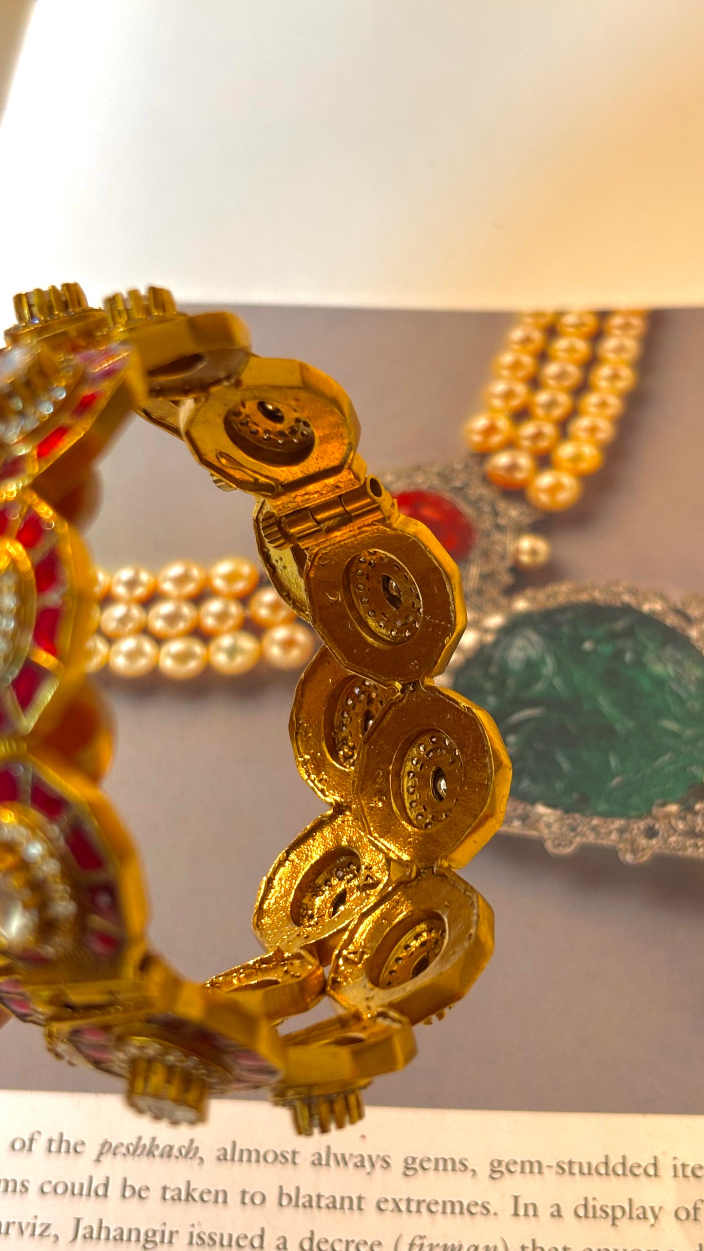 Real moissanite heritage takkar work bangles