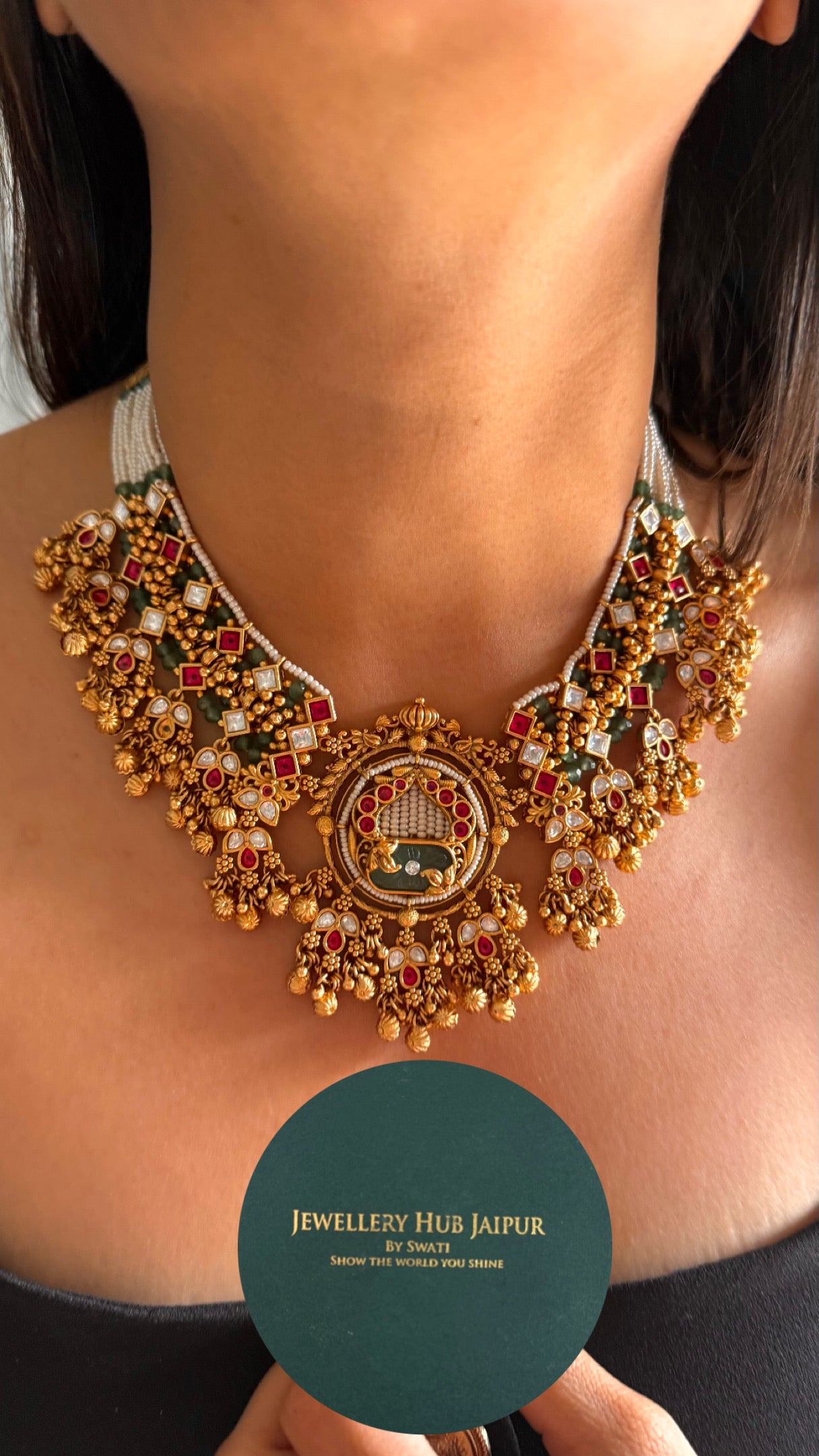 Rani pink rajwadi piroyi paachi necklace