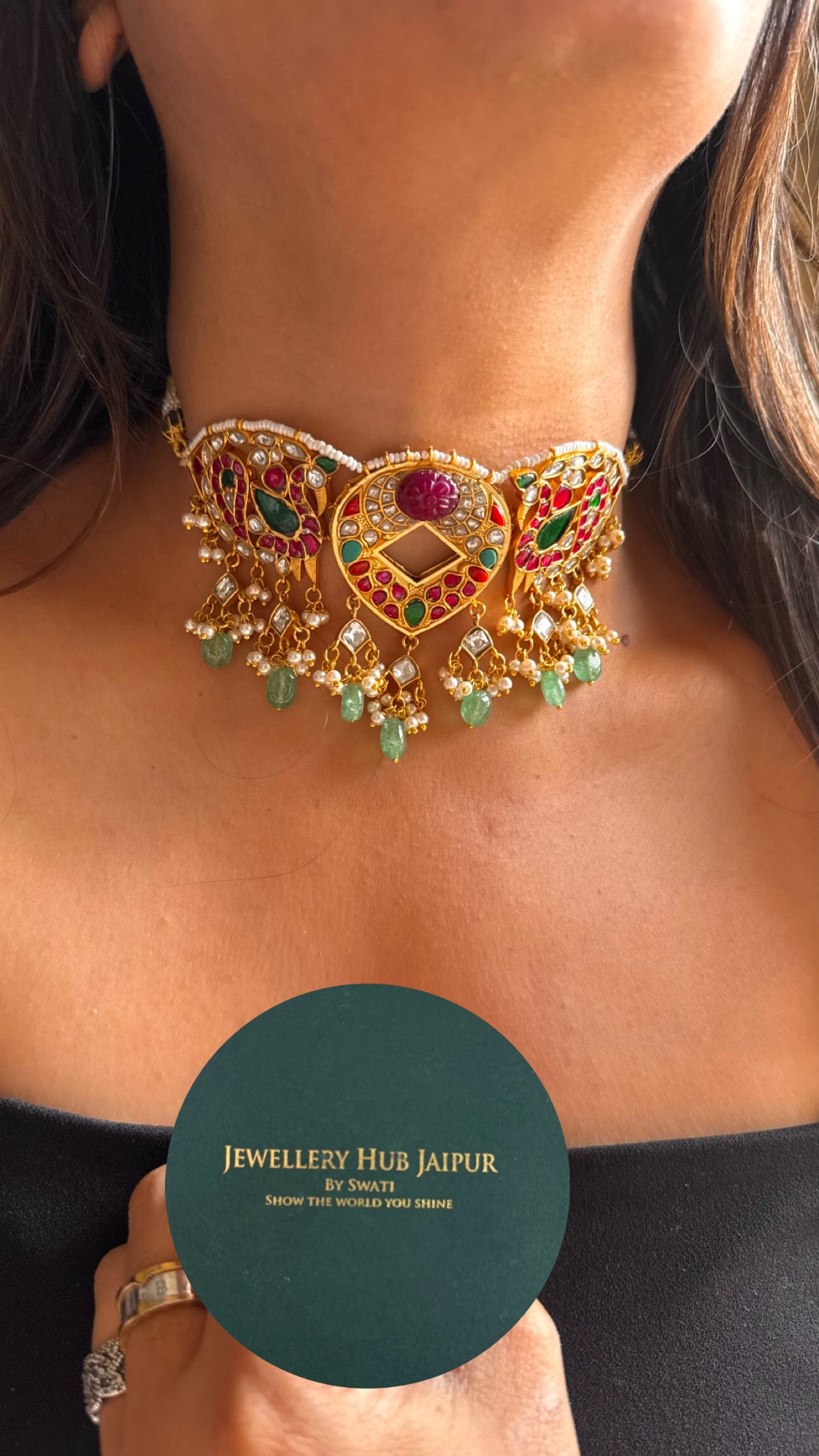 Paachi jadaau with mint drops statement choker