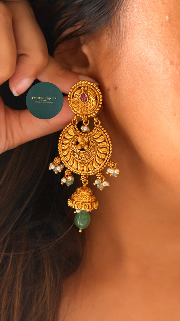 Rajwada Rani pink royal emerald drop collar set