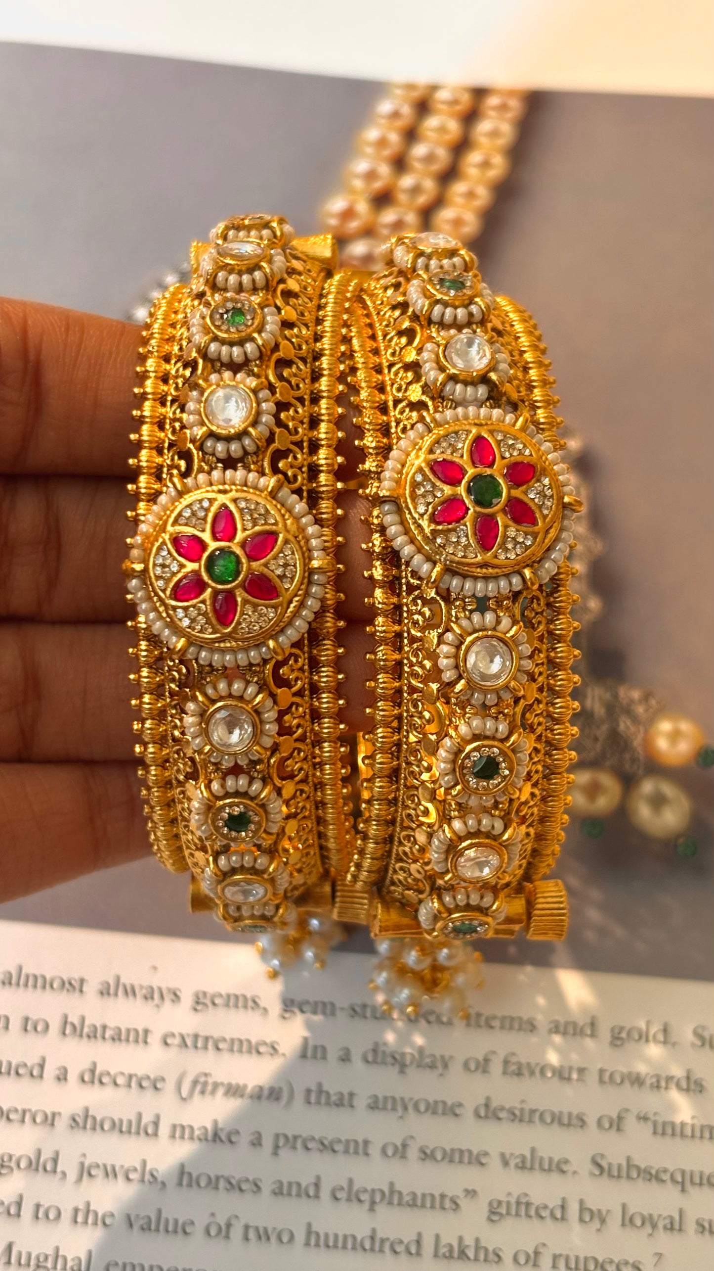 Floral nakshi gold rajwada bangles