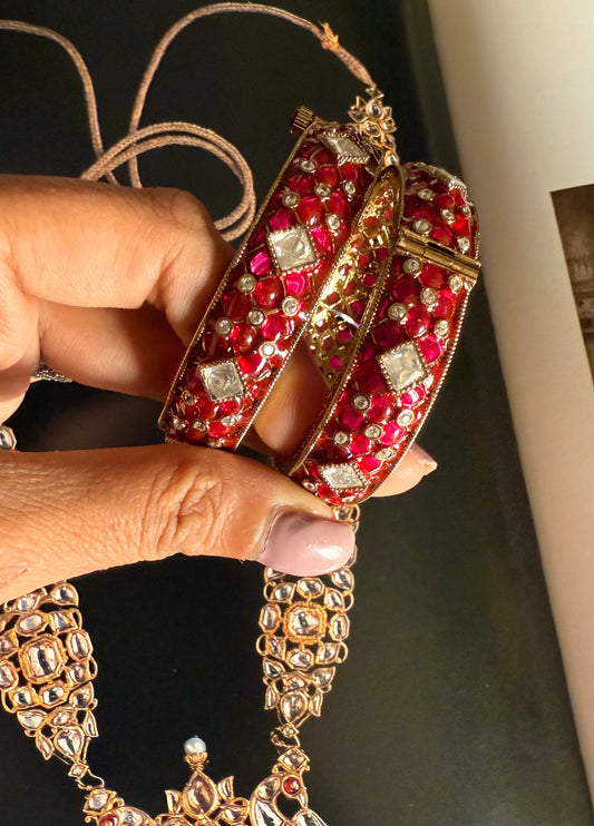 Rani Pink kat dana moissanite openable bangle