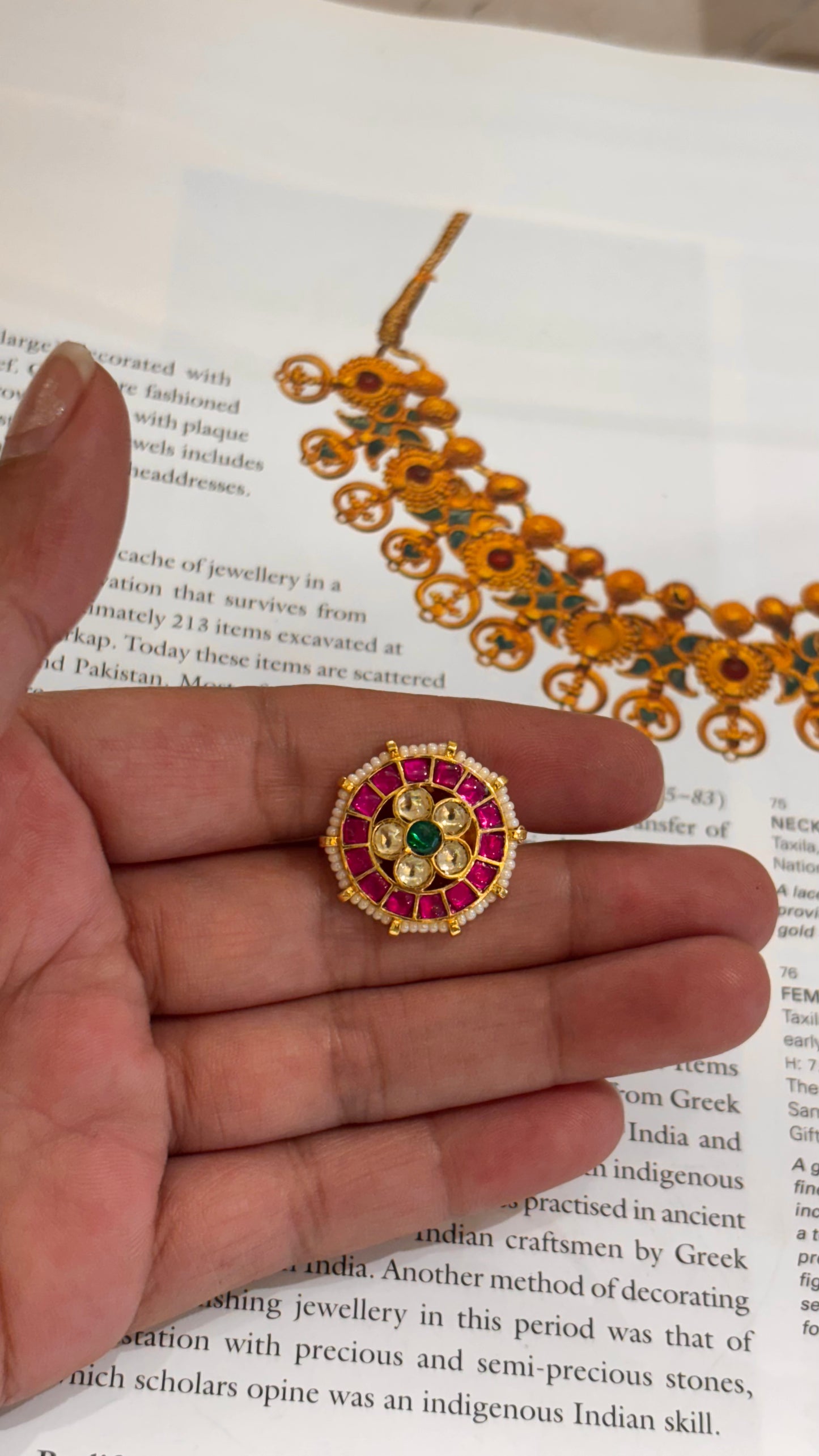 Raani pink & emerald floral Paachi ring
