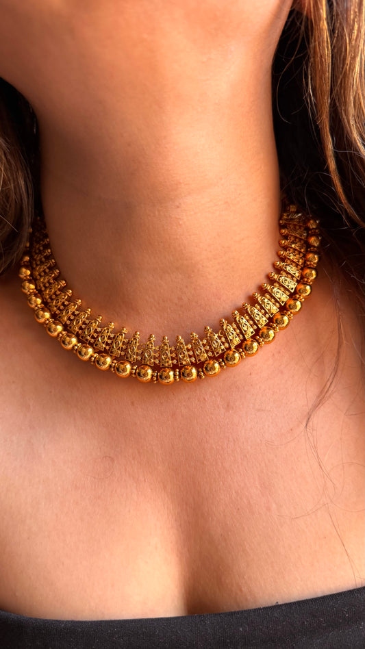 Maharashtrian gold ball collar necklace