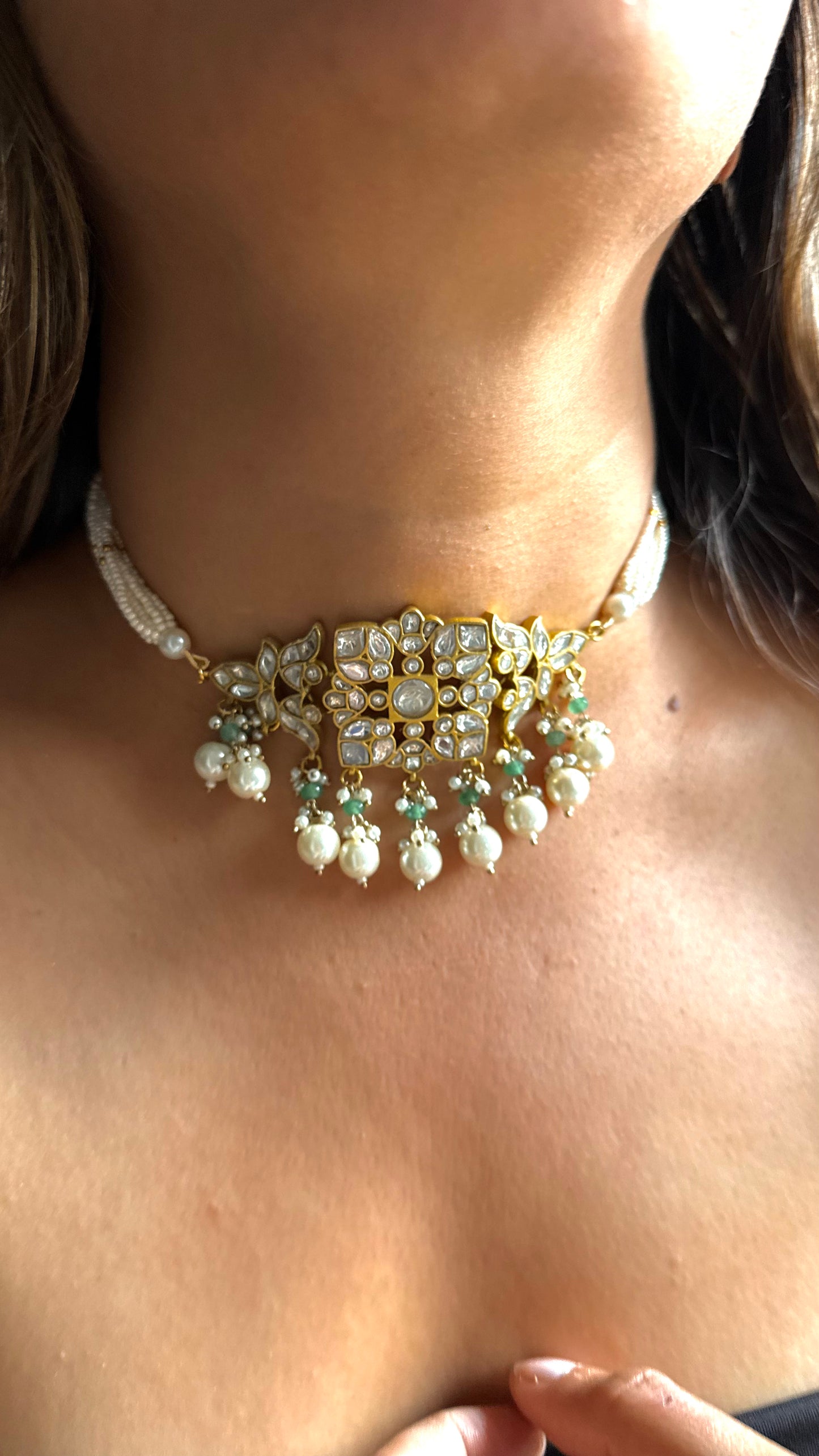 Heritage polki minimalist choker with pearl detailing