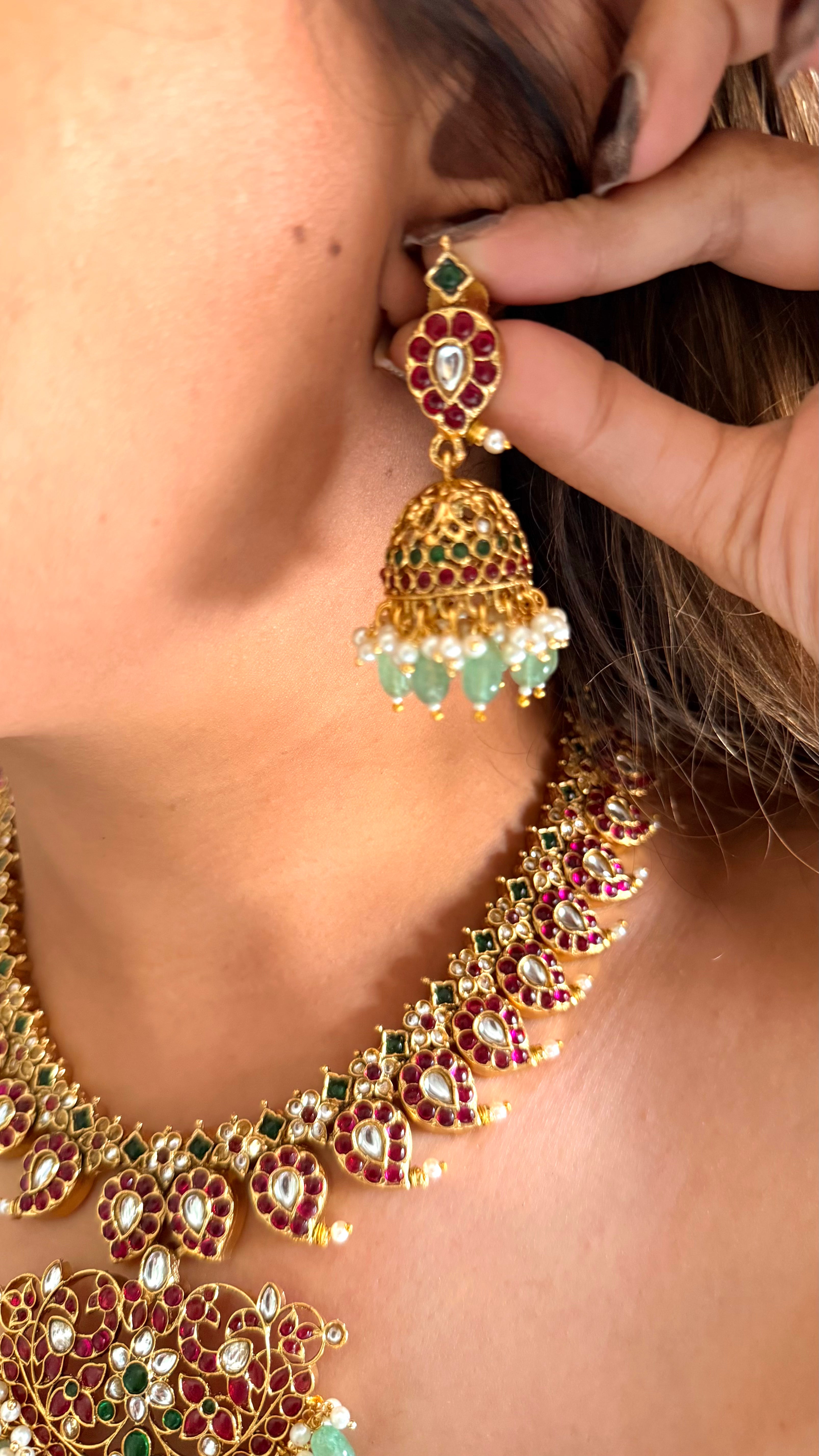 Rani pink & mint keri design temple jewellery set