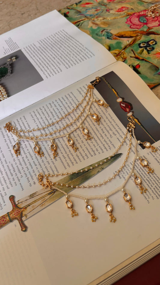 Three layer with pearl Kaanchain