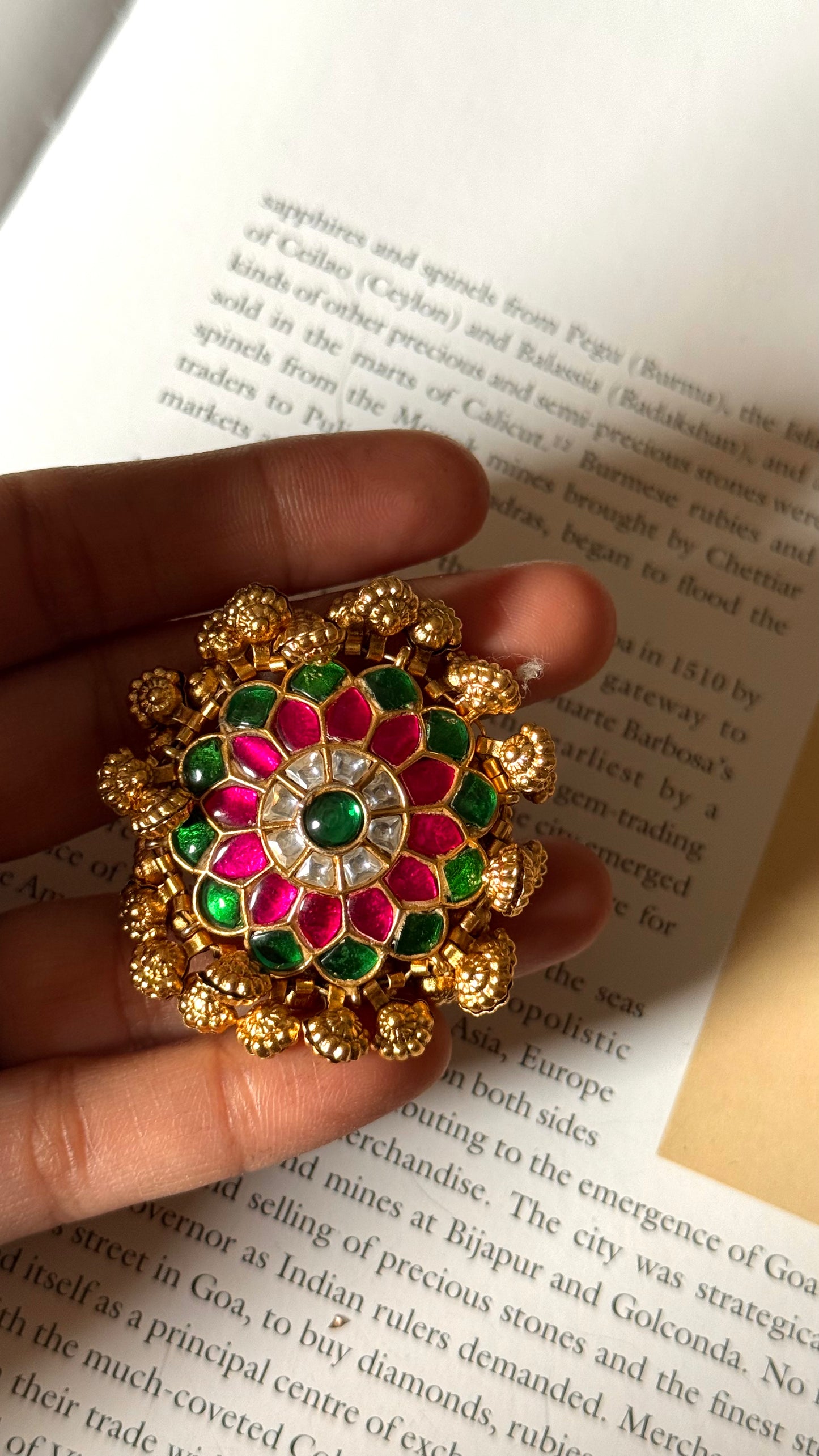 Emerald & Rani pink flowerl rajwada ring