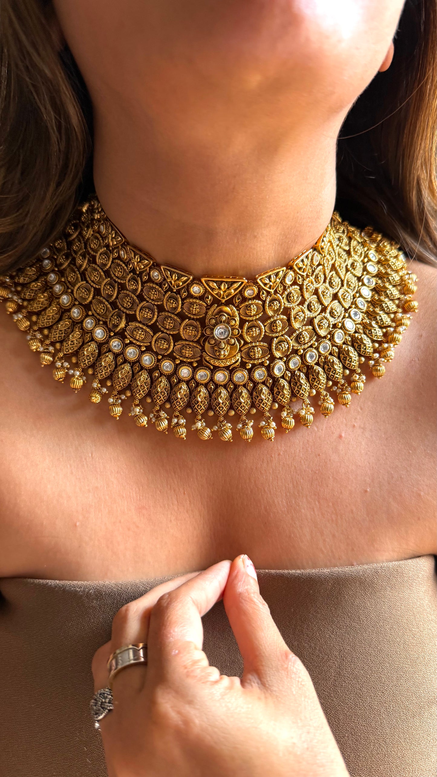 Real nakshi oxidised polki choker set