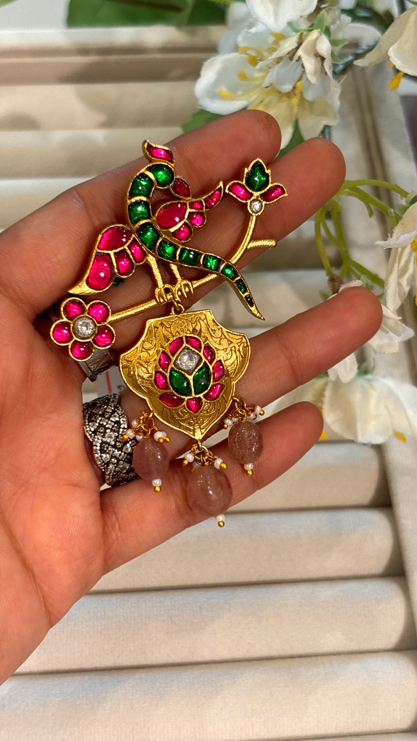 Peacock designed paachi kundan brooch