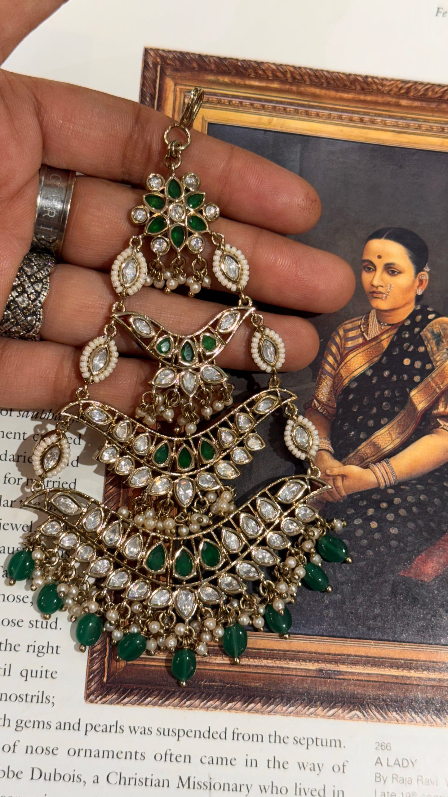 Emerald Victorian passa