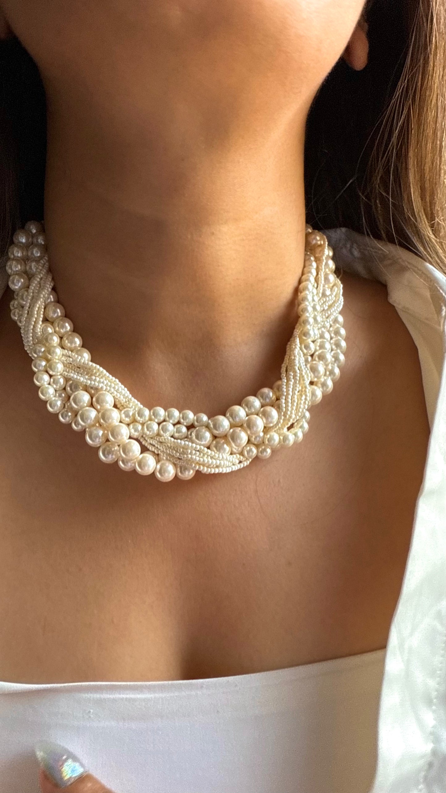 Pearl designer necklace for all age