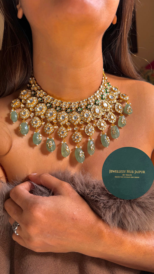 Emerald & mint paachi style collar necklace