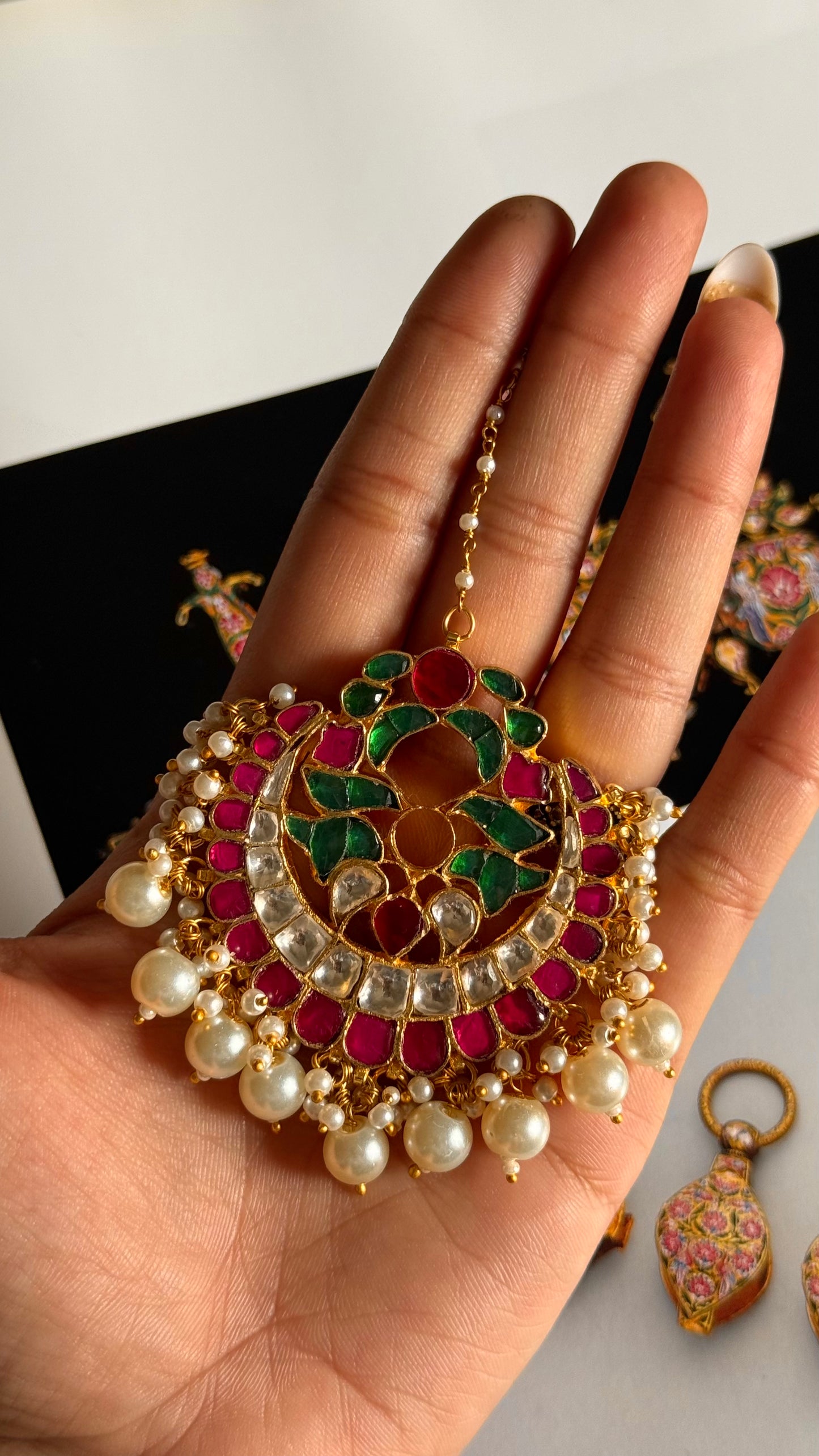 Emerald & rani pink heritage maangtika