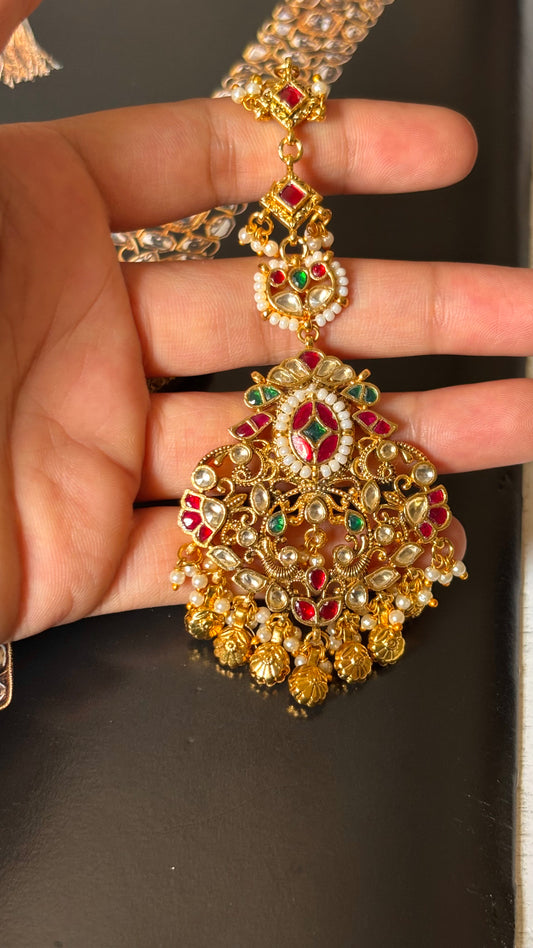 Handmade Paachi Kundan with gungroo drops Maangtika