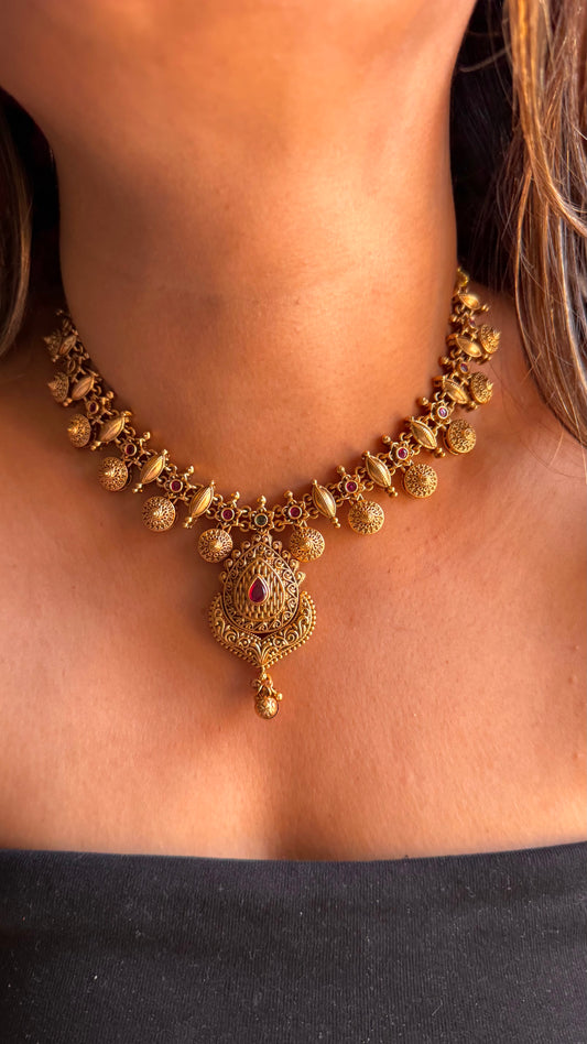 Maharashtrian antique, Ruby set