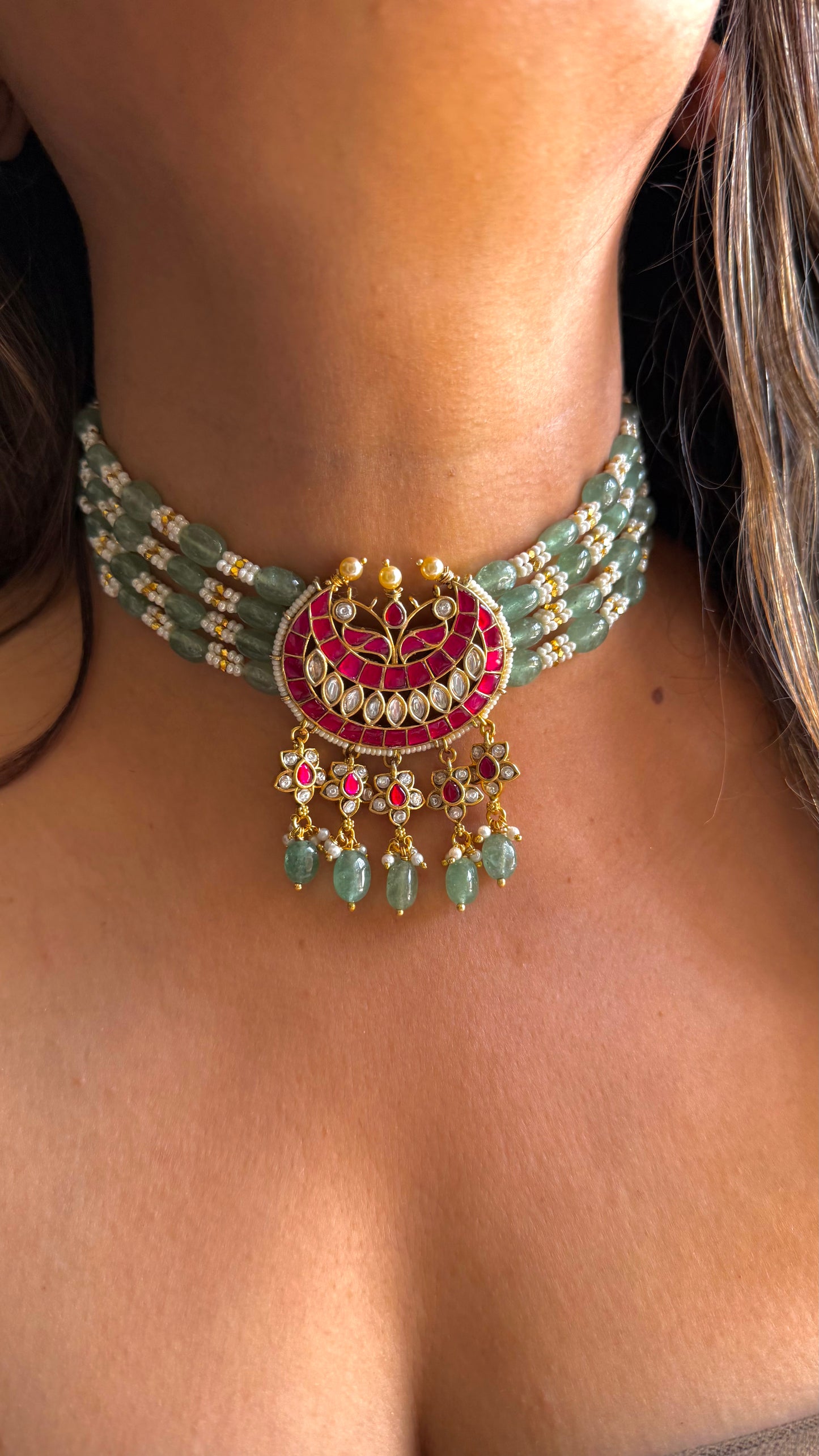 Rani Pink & Strawberry mint thread Choker