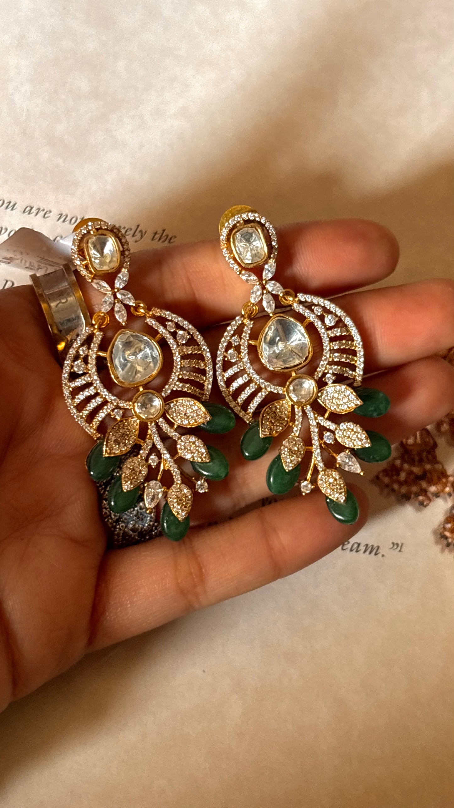 Emerald leaf pattern moissanite Earrings
