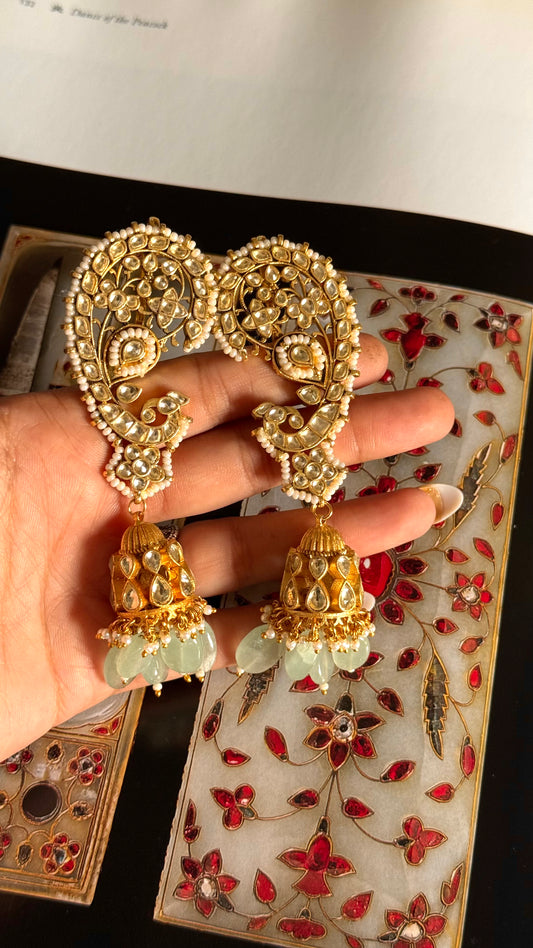 Paachi Rajwada style chandbali with ear cuff